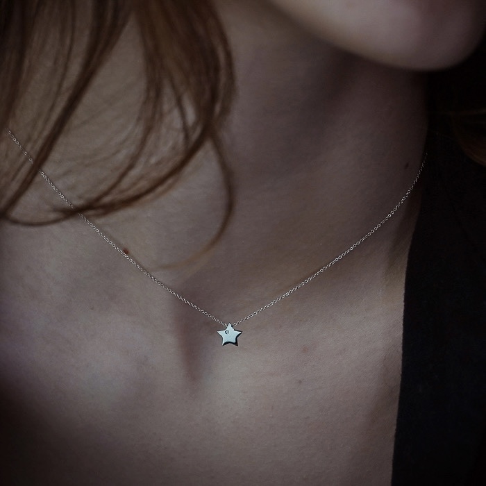 collier étoile chaine fine or blanc diamant blanc serti aupiho joaillerie collier étoile chaine fine or blanc diamant blanc serti aupiho joaillerie