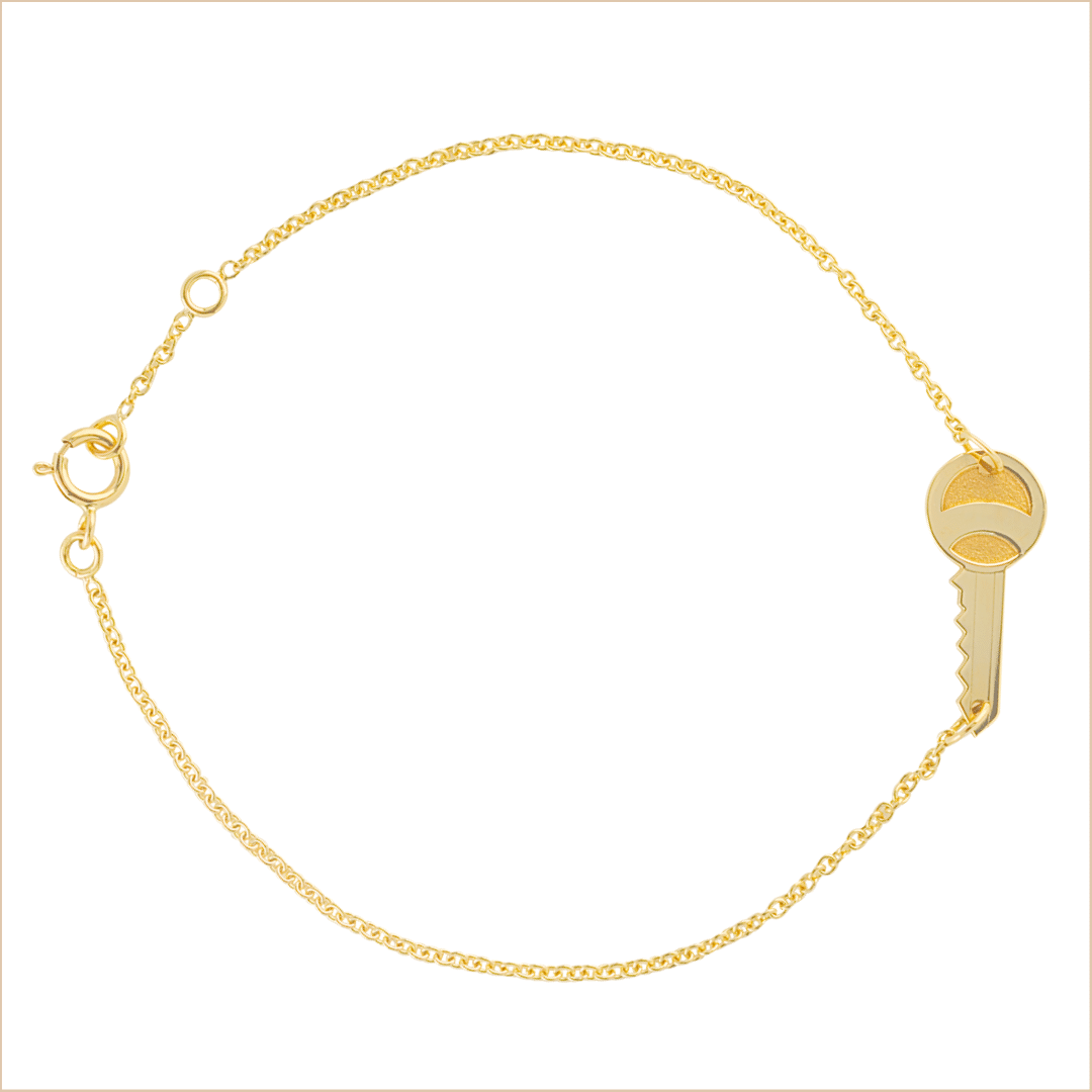 Bracelet Clé chaîne en or jaune or recyclé 18 carats chaîne fine aupiho joaillerie sésame