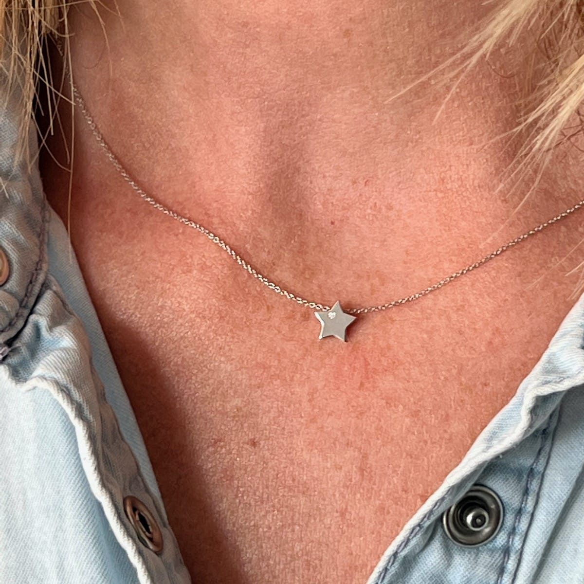 collier étoile or blanc et diamant blanc or recyclé 18 carats aupiho joaillerie collier étoile or blanc et diamant blanc or recyclé 18 carats aupiho joaillerie