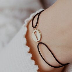bracelet cordon médaille clé or jaune 18 carats recyclé aupiho joaillerie