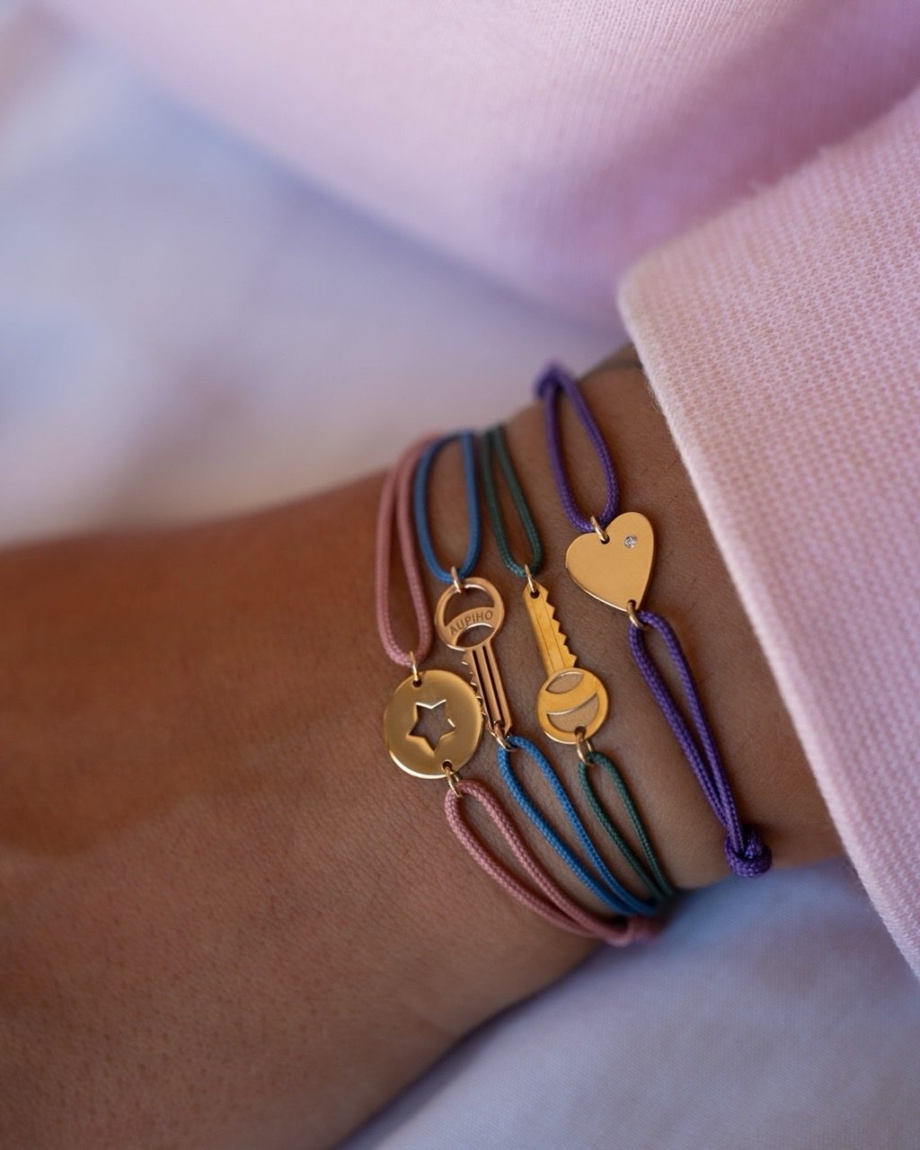 bracelet cordon clé médaille étoile coeur or recyclé 18 carats aupiho joaillerie