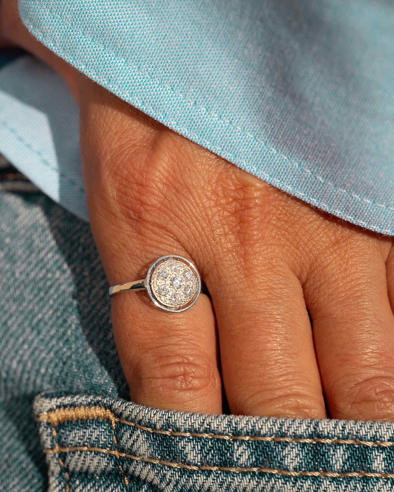 bague fiancailles or blanc pavée de diamants blancs or recyclé 18 carats