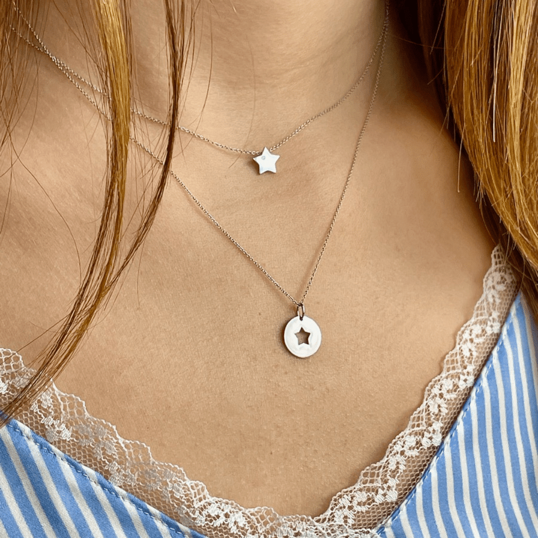 collier médaille étoile or blanc or recyclé 18 carats aupiho joaillerie collier médaille étoile or blanc or recyclé 18 carats aupiho joaillerie