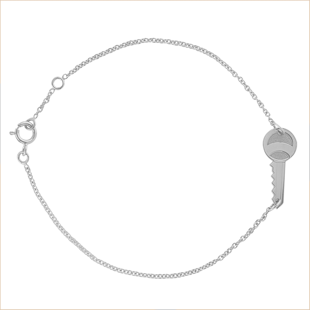 bracelet clé or blanc or recyclé 18 carats chaîne fine aupiho joaillerie sésame bracelet clé or blanc or recyclé 18 carats chaîne fine aupiho joaillerie sésame