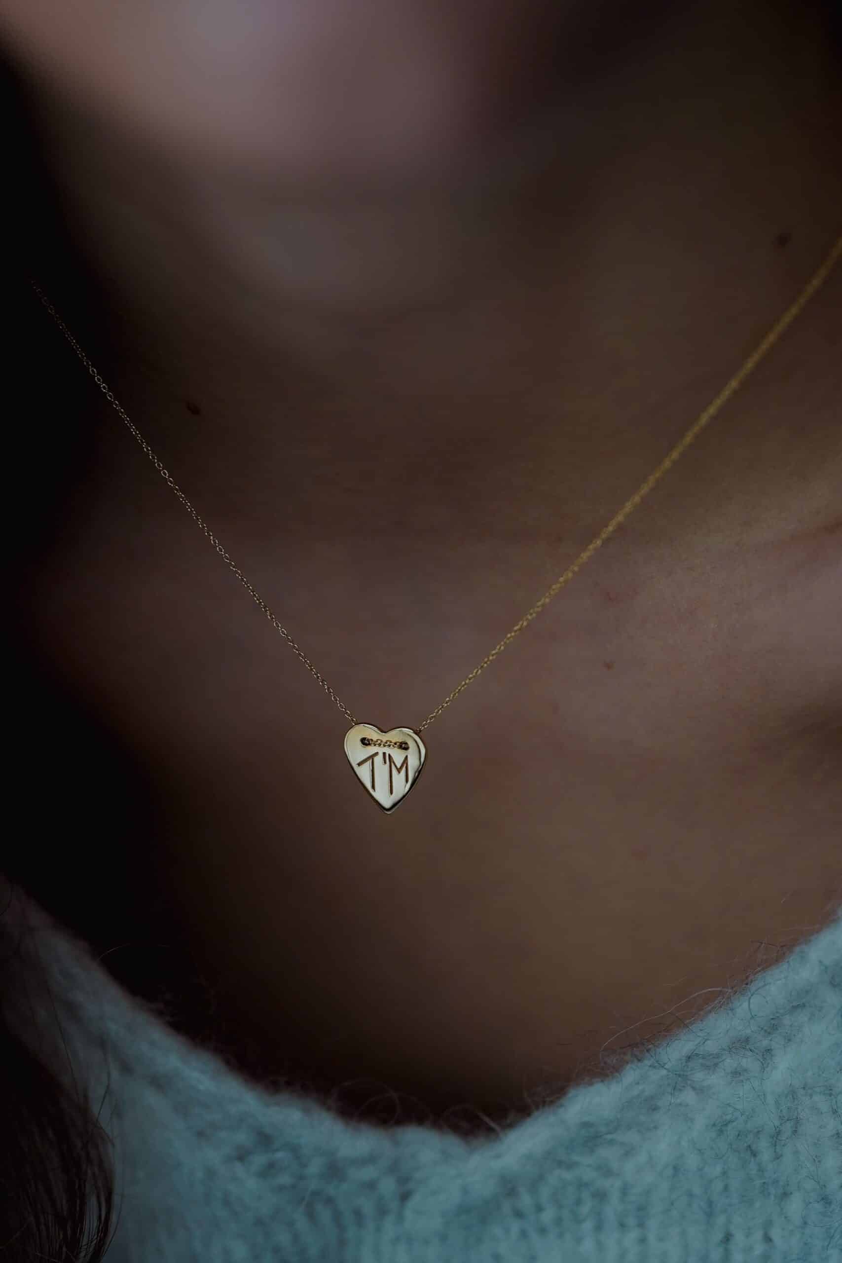 collier coeur or jaune or recyclé 18 carats aupiho joaillerie