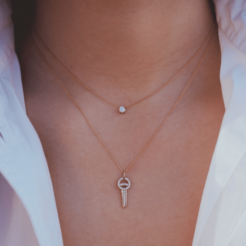 collier clé or jaune et diamants blancs or recyclé 18 carats sésame aupiho joaillerie collier clé or jaune et diamants blancs or recyclé 18 carats sésame aupiho joaillerie