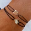 bracelet-cordon-grand-coeur-diamants-orjaune-orrose-aupiho-joaillerie bracelet coeur en or cordon enfant femme or recyclé bijou aupiho joaillerie