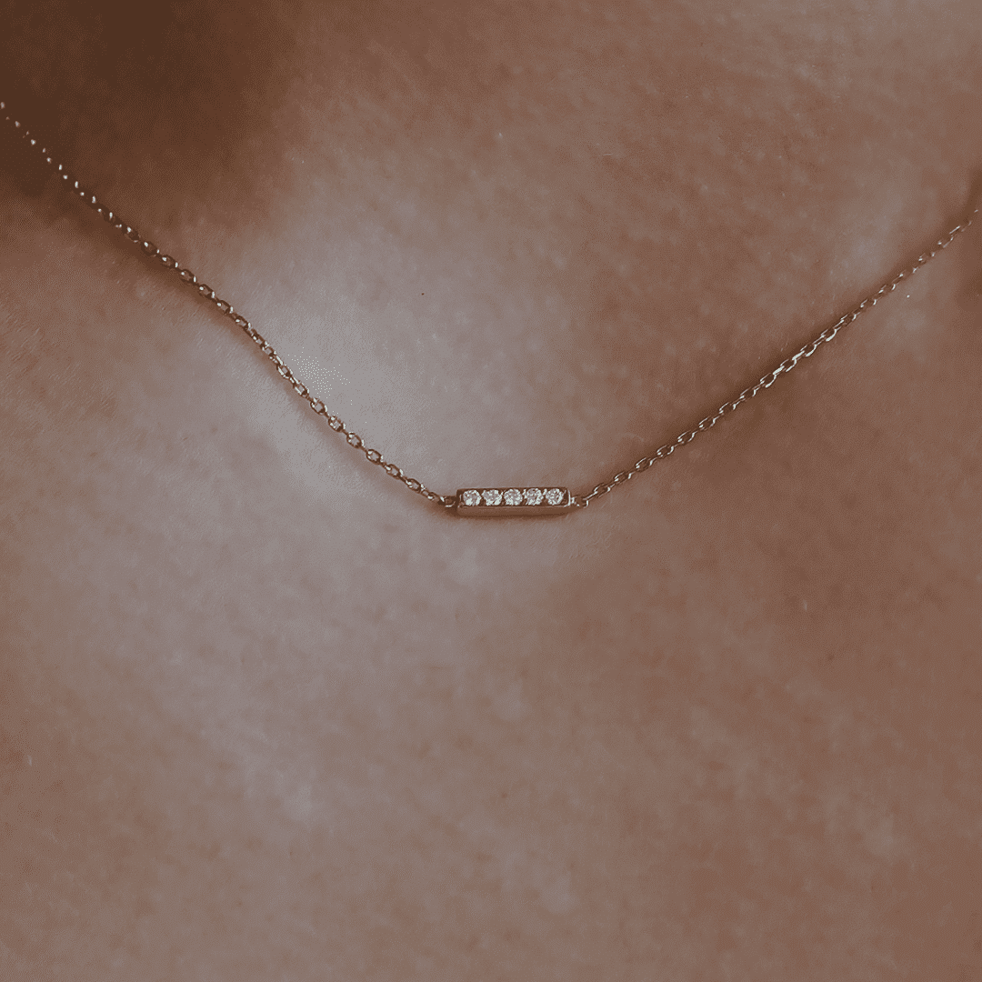 collier barrette or et diamants blancs or recyclé 18 carats aupiho joaillerie collier barrette or et diamants blancs or recyclé 18 carats aupiho joaillerie