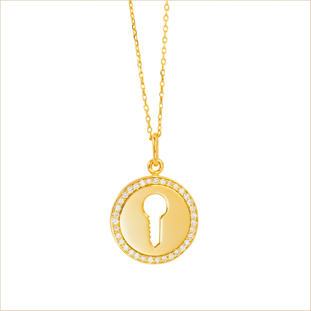collier médaille clé or jaune et diamants blancs or recyclé 18 carats sésame aupiho joaillerie