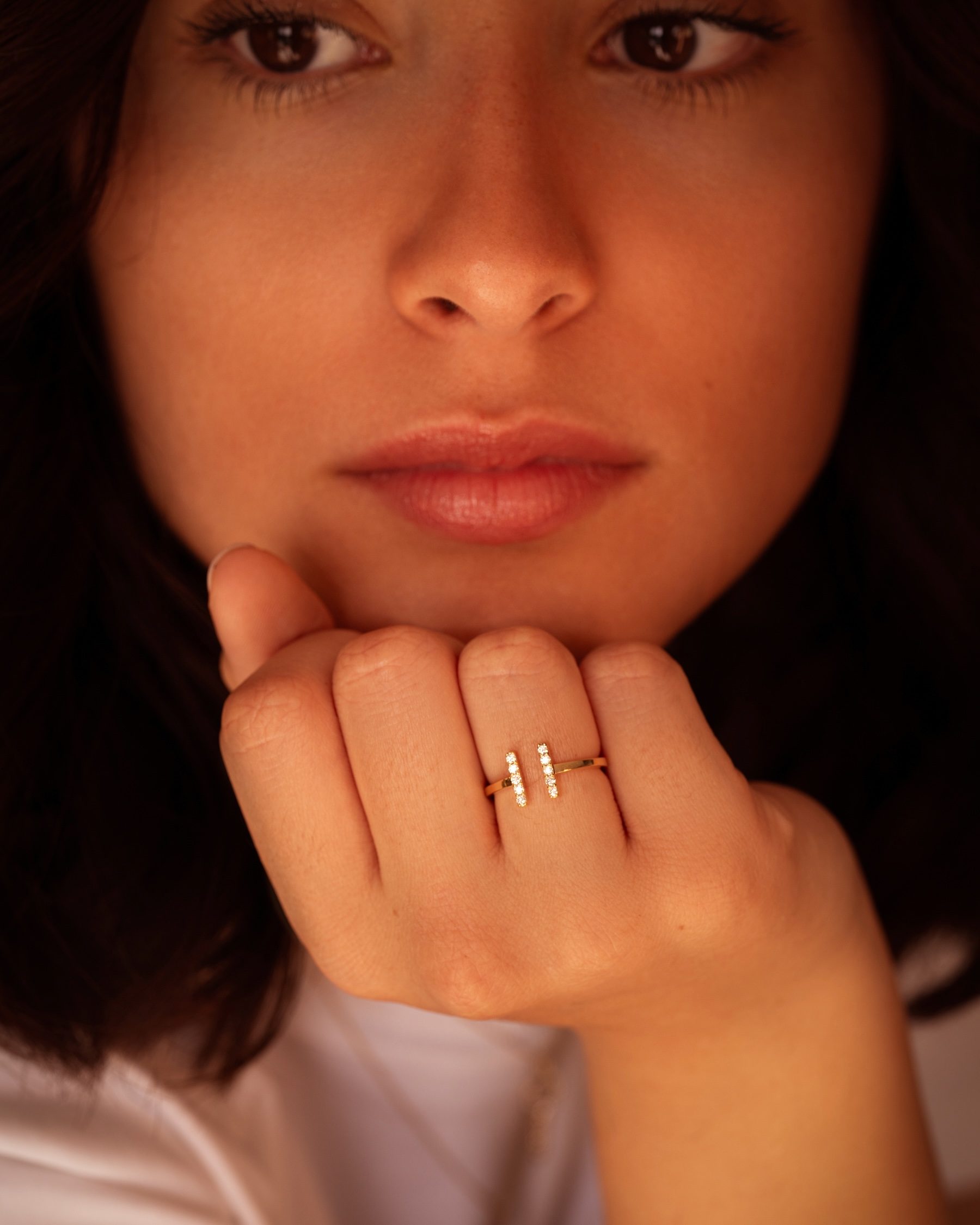 bague barrette or jaune et diamants blancs or recyclé 18 carats tandem aupiho joaillerie bague barrette or jaune et diamants blancs or recyclé 18 carats tandem aupiho joaillerie