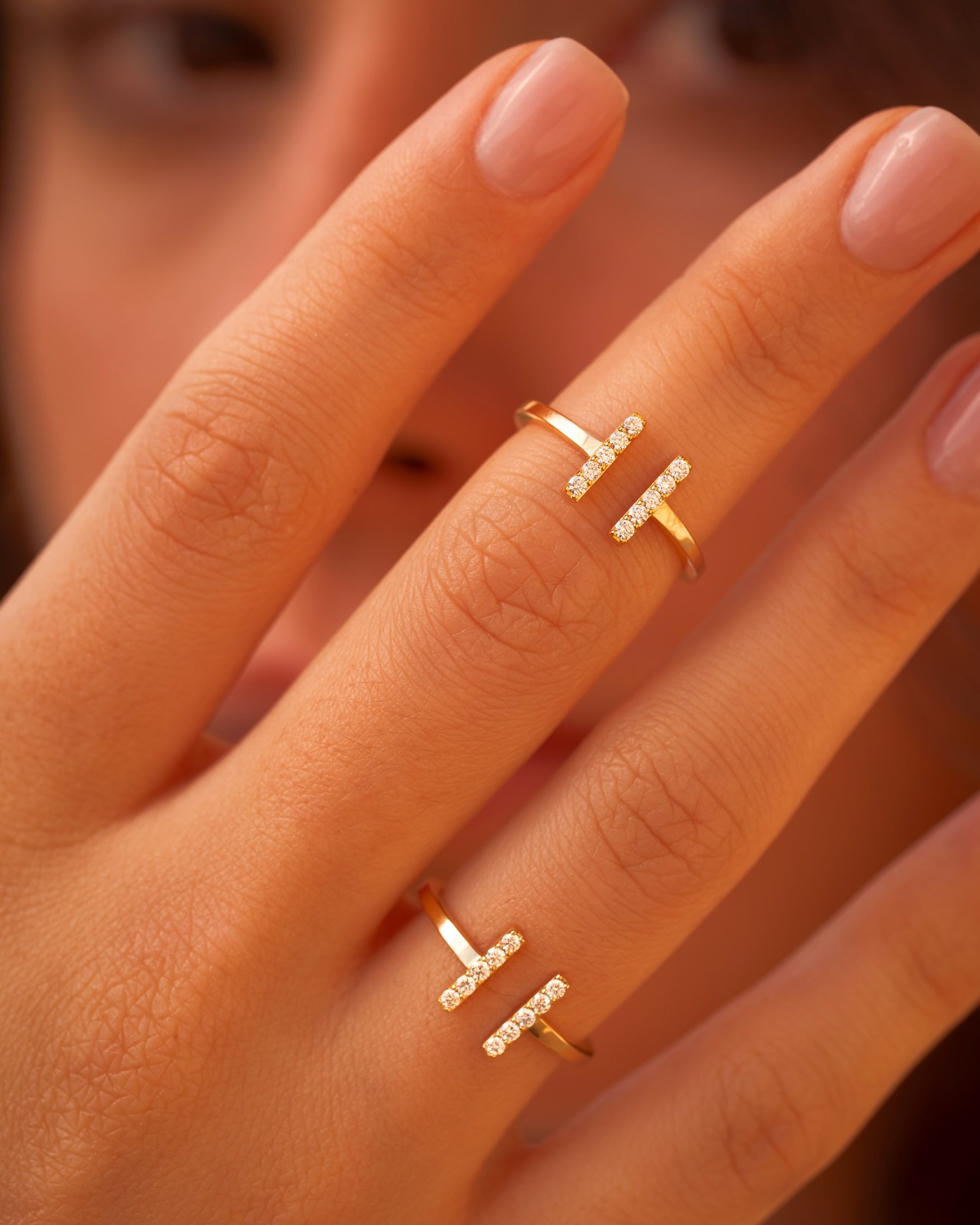 bague barrette or jaune et diamants blancs or recyclé 18 carats tandem aupiho joaillerie bague barrette or jaune et diamants blancs or recyclé 18 carats tandem aupiho joaillerie