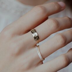 bagues or 18 carats et diamants blancs or jaune or blanc mariage fiançailles aupiho joaillerie love et évidence