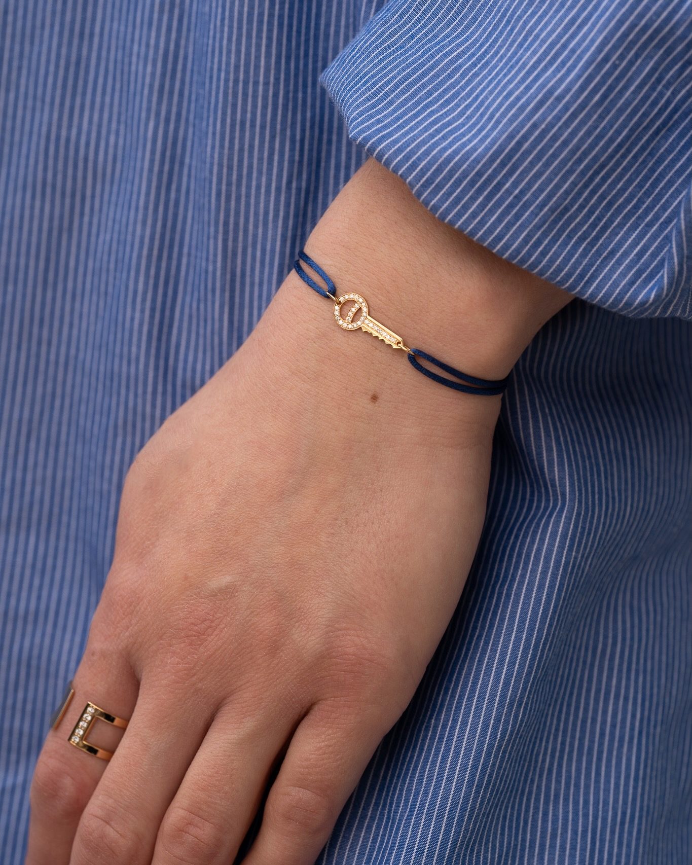 bracelet cordon clé diamants blancs or jaune sésame aupiho joaillerie