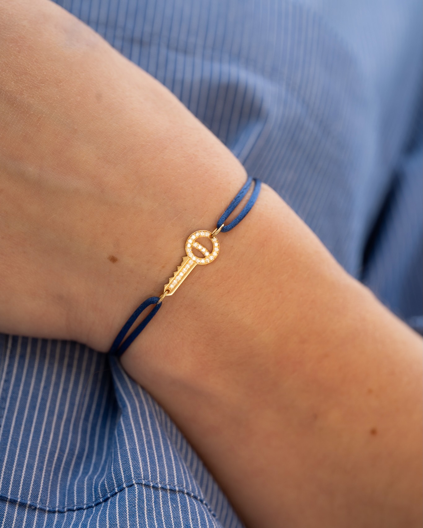 bracelet cordon clé diamants or jaune aupiho joaillerie