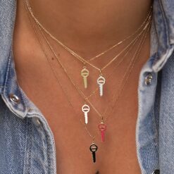 pendentif clé or jaune laqué or recyclé 18 carats colors aupiho joaillerie