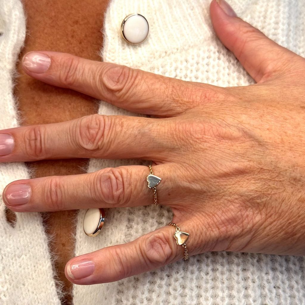 bague chaîne coeur or 18 carats aupiho joaillerie