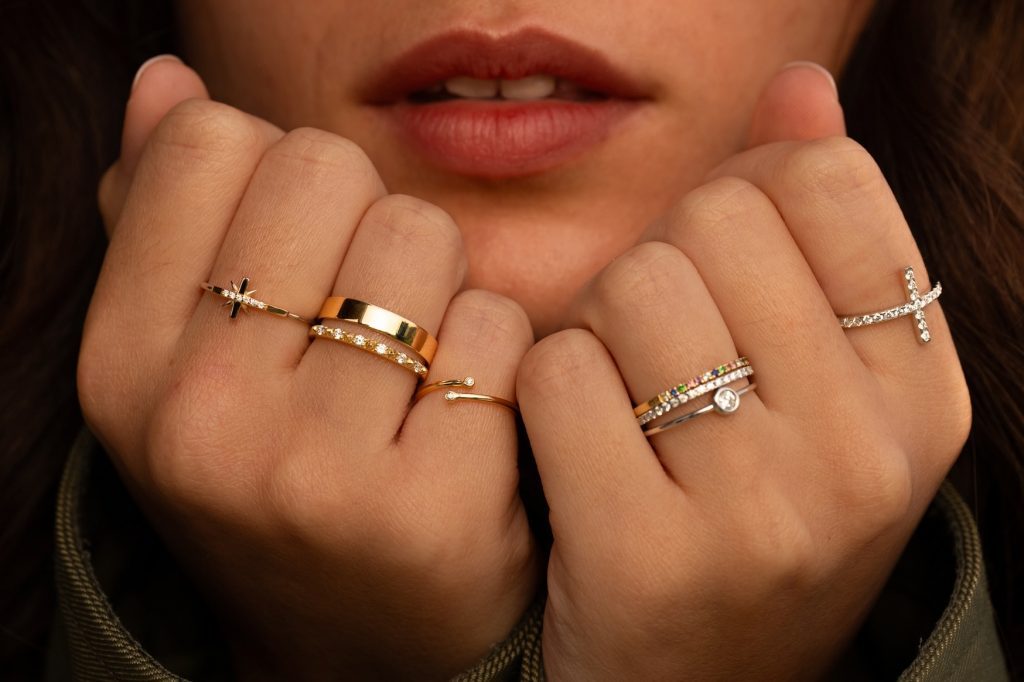 bague or 18 carats diamants aupiho joaillerie