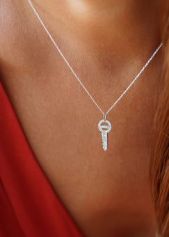 collier clé sésame pavé diamants blancs or 18 carats recyclé bijou aupiho joaillerie